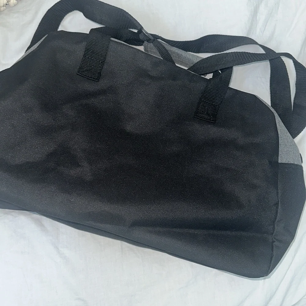 LA duffle bag - Picture 4 of 4